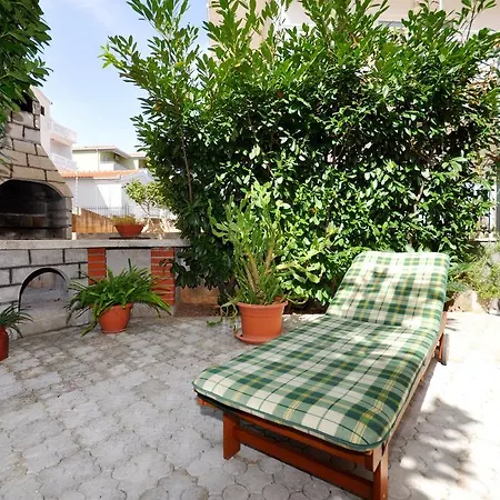 Apartments Blazenka Trogir Exterior photo